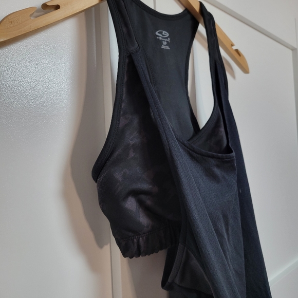 ✨️3 For $30✨️Champion Sport Racerback Tank With Built-in Bra (S) - Picture 5 of 12